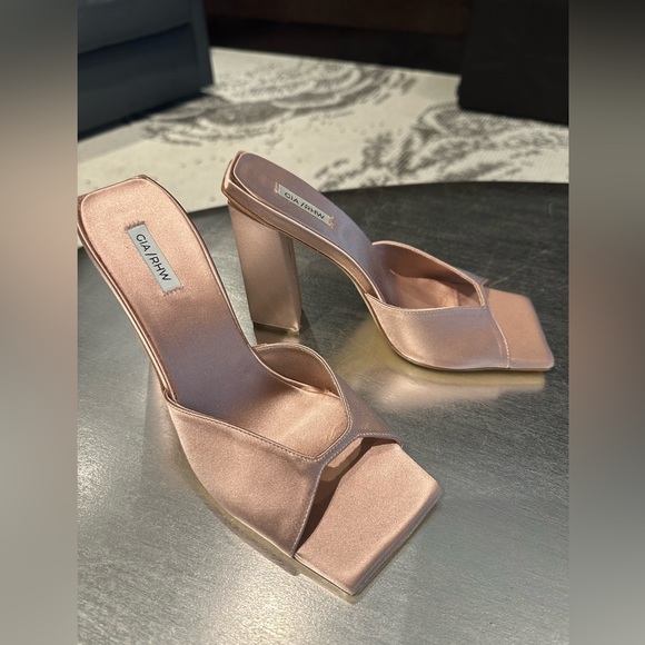 SOLD! GIA BORGHINI X RHW Rosie Satin Sandals Size US 8.5 NEW WITH BOX - Picture 5 of 13